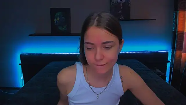 Snapshot of AlexaBarkley chatting on March 13, 6:16 am AlexaBarkley online show from March 13, 6:16 am