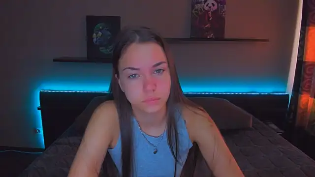 Snapshot of AlexaBarkley chatting on September 18, 12:23 am AlexaBarkley online show from September 18, 12:23 am