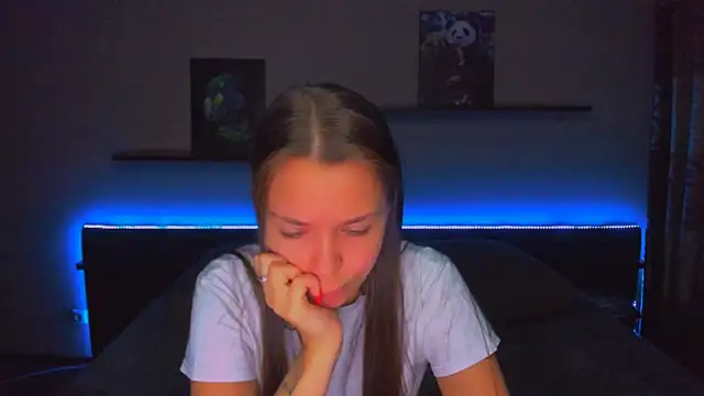 AlexaBarkley online show from January 6, 12:36 am