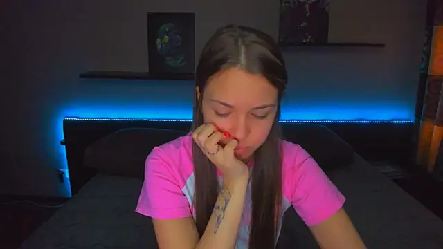 AlexaBarkley online show from March 24, 12:48 am