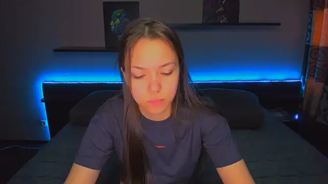 AlexaBarkley online show from April 16, 12:55 am