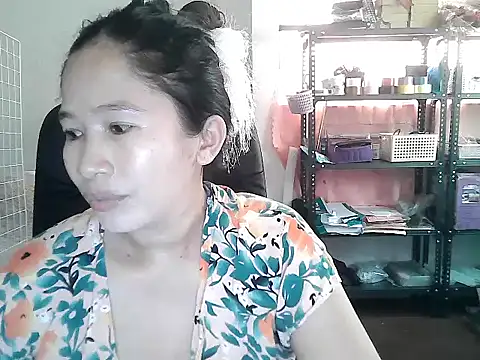 Snapshot of Alexiadreamer chatting on March 4, 3:12 am Alexiadreamer online show from March 4, 3:12 am