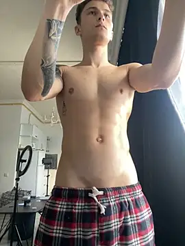 Snapshot of mark_streemm chatting on January 6, 6:03 am mark streemm online show from January 6, 6:03 am