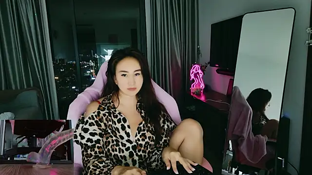 AsianQueens online show from December 22, 3:09 pm