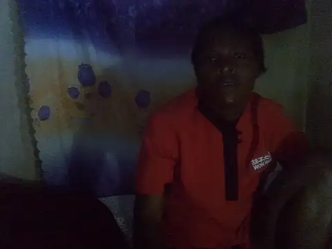 cute-shamza online show from May 28, 4:37 pm