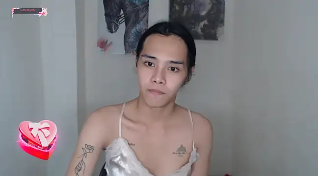 shecutie69 online show from December 16, 11:39 pm