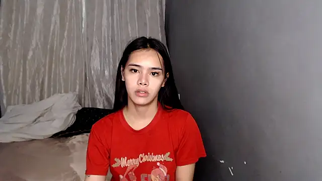 Snapshot of shecutie69 chatting on June 9, 1:50 am shecutie69 online show from June 9, 1:50 am