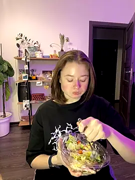 sweetest pie online show from December 4, 6:17 pm