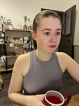 sweetest pie online show from December 13, 8:47 pm