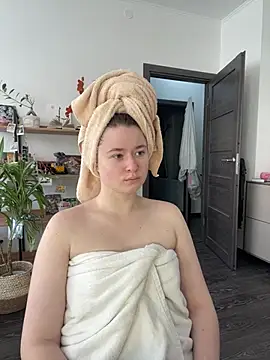 sweetest pie online show from February 19, 12:11 pm