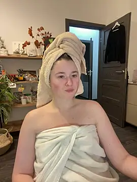 sweetest pie online show from February 27, 12:21 am