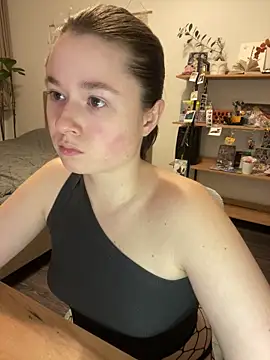 sweetest pie online show from March 6, 8:27 pm