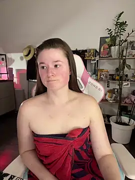sweetest pie online show from May 3, 7:31 pm
