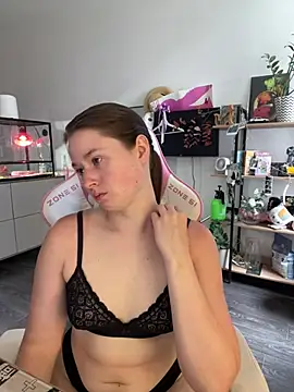 sweetest pie online show from July 9, 7:01 am