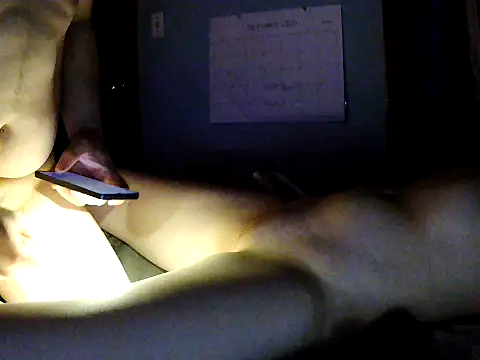 Snapshot of peaches_playz chatting on October 29, 4:31 pm peaches playz online show from October 29, 4:31 pm