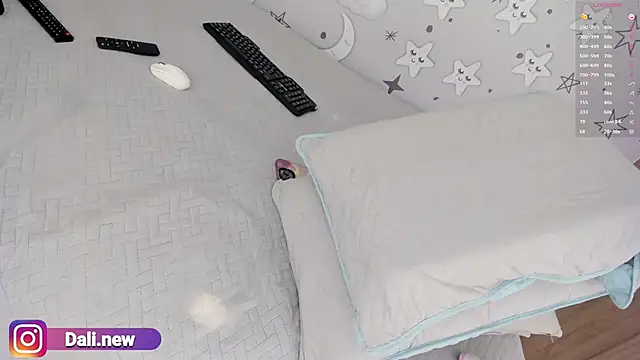 Snapshot of daliz_20_z chatting on January 12, 7:11 am daliz 20 z online show from January 12, 7:11 am