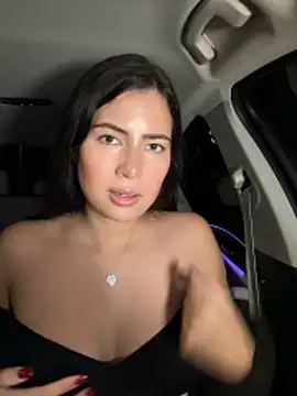 clairewntr online show from November 13, 9:47 pm