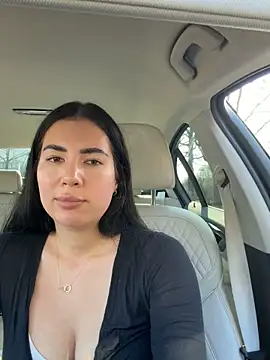 clairewntr online show from March 4, 1:28 pm