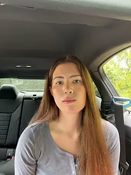 Snapshot of clairewntr chatting on May 30, 11:07 am clairewntr online show from May 30, 11:07 am