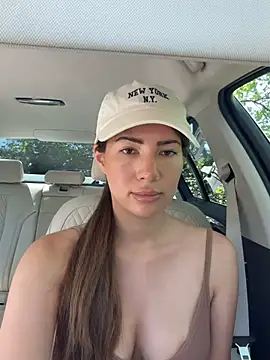 clairewntr online show from June 26, 10:30 am