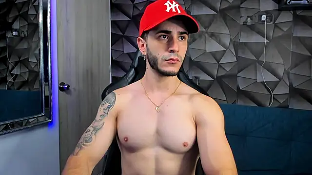 Latino stud4u online show from December 16, 2:16 am