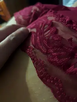 LovlyAnnie online show from December 1, 5:45 am