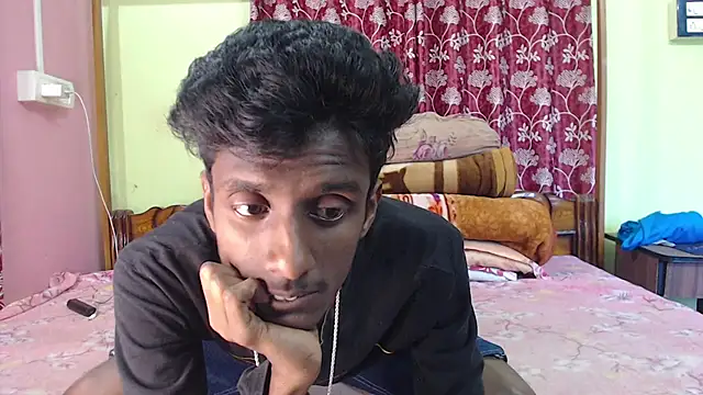 Snapshot of Skinny_Blackberry chatting on January 12, 6:28 am Skinny Blackberry online show from January 12, 6:28 am