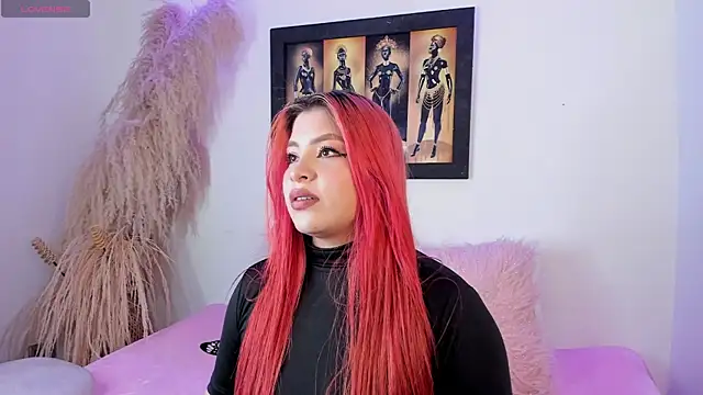 SophieRossi online show from February 6, 5:25 am