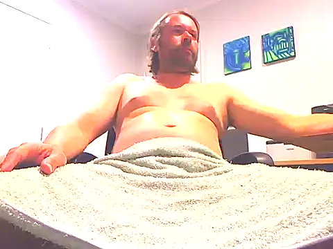 Snapshot of megaboy411 chatting on March 6, 9:25 am megaboy411 online show from March 6, 9:25 am