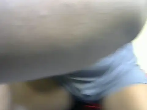 Snapshot of castistee chatting on December 4, 11:02 pm castistee online show from December 4, 11:02 pm