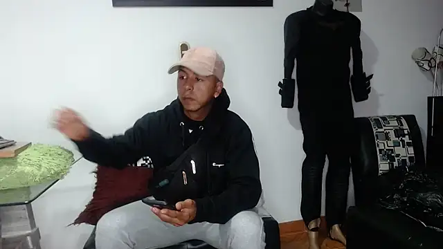 Black hot266 online show from November 18, 9:30 pm