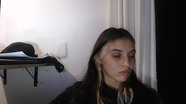 mariecam420 online show from February 14, 5:41 am