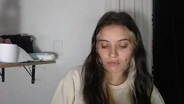 mariecam420 online show from February 17, 11:20 pm