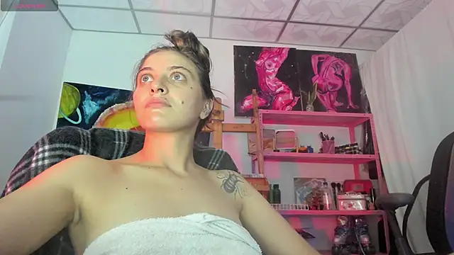 mariecam420 online show from February 18, 10:17 pm