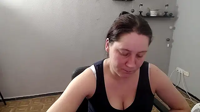 Snapshot of JosieJun_ chatting on March 16, 5:50 pm JosieJun online show from March 16, 5:50 pm