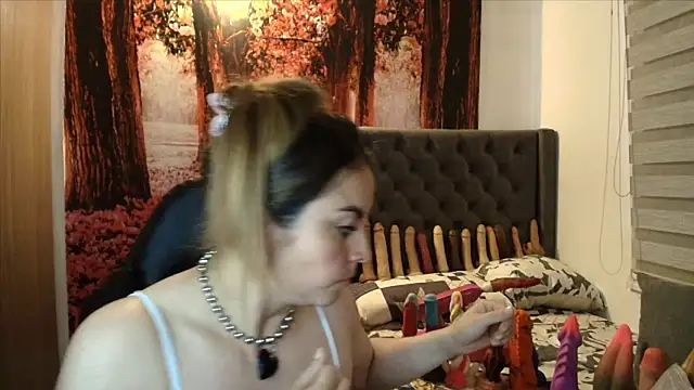 sofia23dirty online show from March 3, 10:15 pm