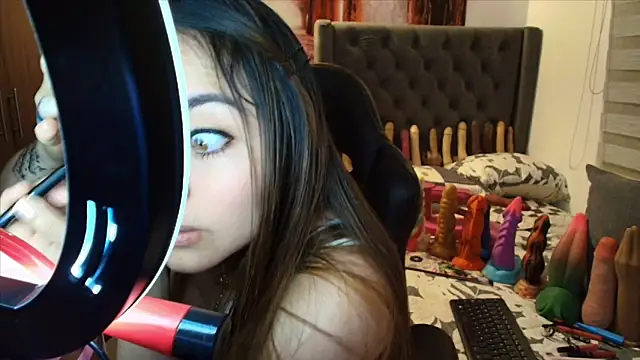 sofia23dirty online show from April 12, 10:48 pm