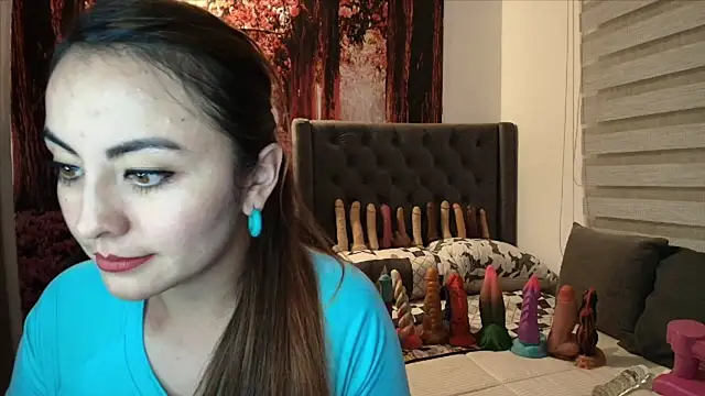 Snapshot of sofia23dirty chatting on July 19, 11:19 pm sofia23dirty online show from July 19, 11:19 pm