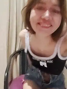 Little suzy5 online show from February 26, 7:38 pm