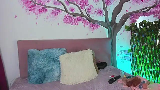 magali 19 online show from January 12, 12:39 am