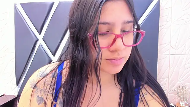 MiaCelestte online show from March 5, 10:10 pm