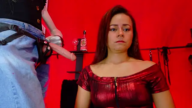 Snapshot of MistressSlut1 chatting on January 13, 11:08 am MistressSlut1 online show from January 13, 11:08 am