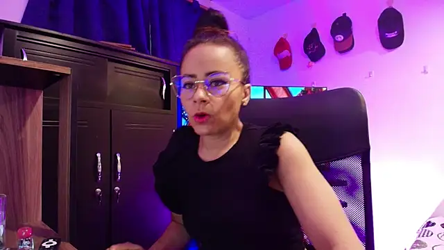 MistressSlut1 online show from December 20, 11:50 am