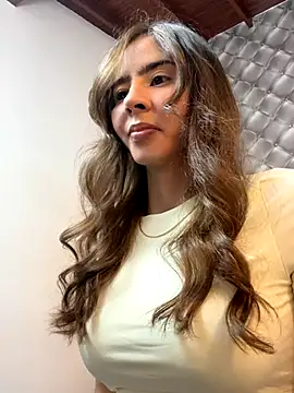 Snapshot of RouseColins chatting on September 19, 10:54 pm RouseColins online show from September 19, 10:54 pm