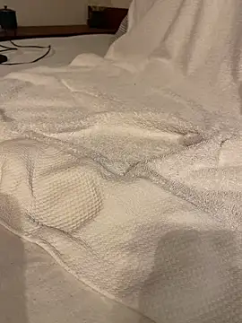 freepeting online show from February 15, 9:05 am