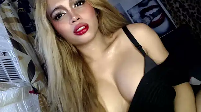 Snapshot of barbie_ivana chatting on February 17, 4:20 am barbie ivana online show from February 17, 4:20 am