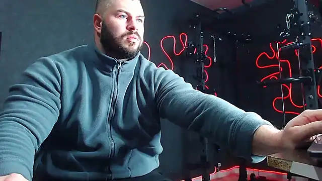 muscularjohnforuX online show from February 11, 8:52 am