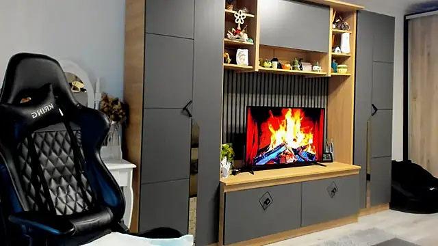 Claire95  online show from October 14, 4:46 am