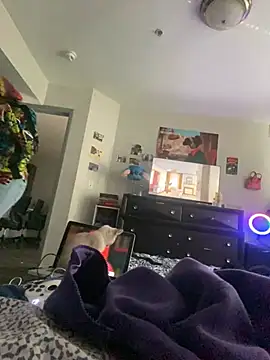 CutieFrmthehood online show from January 3, 6:46 pm