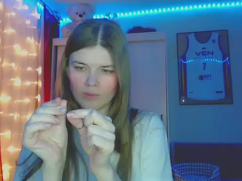 Snapshot of Klementa chatting on December 1, 7:41 pm Klementa online show from December 1, 7:41 pm